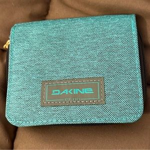 Dakine Wallet